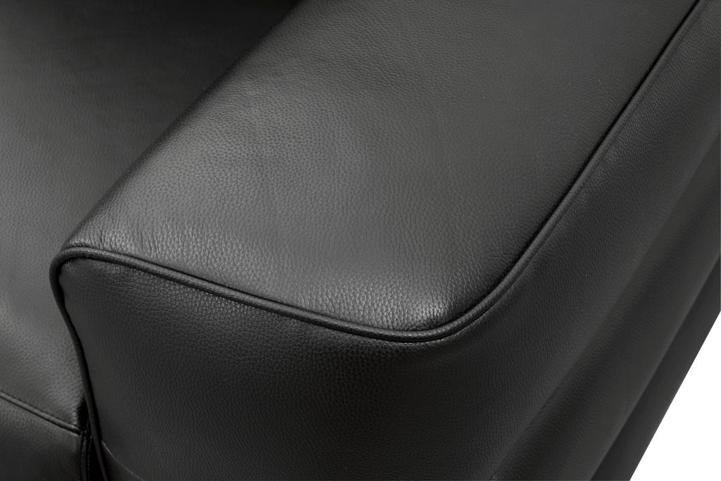Diamante Theatre recliner row