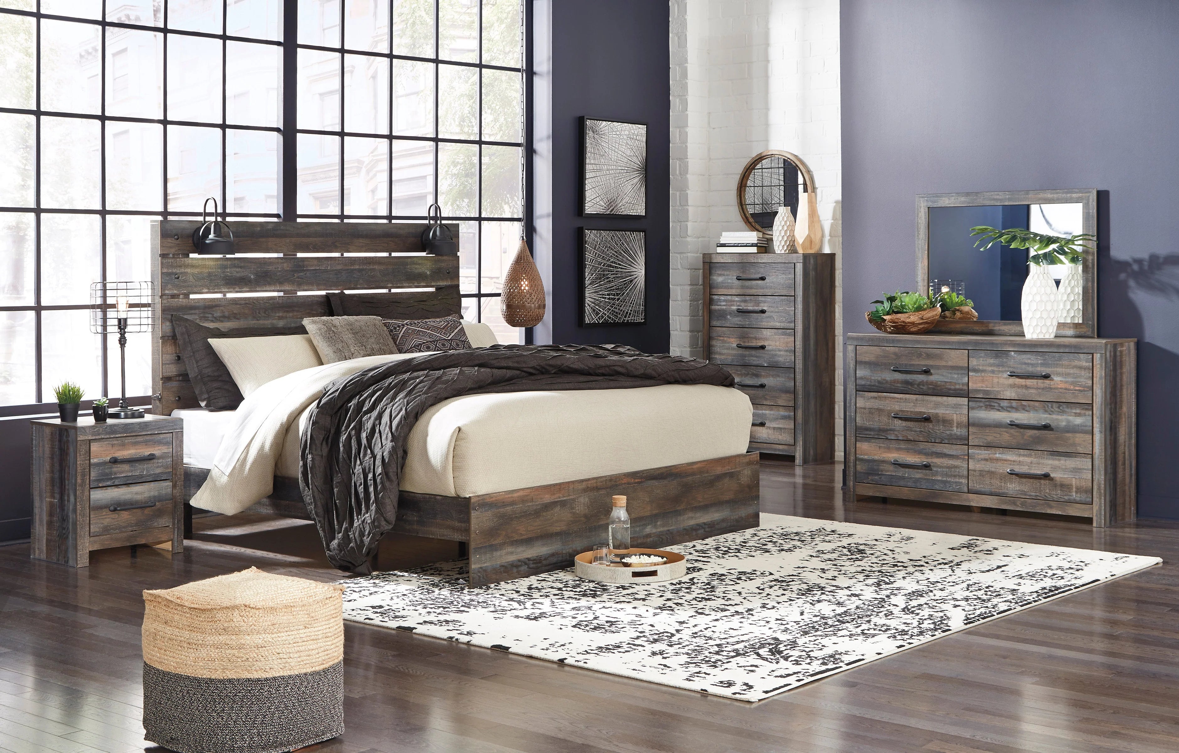 Drystan Panel Bed