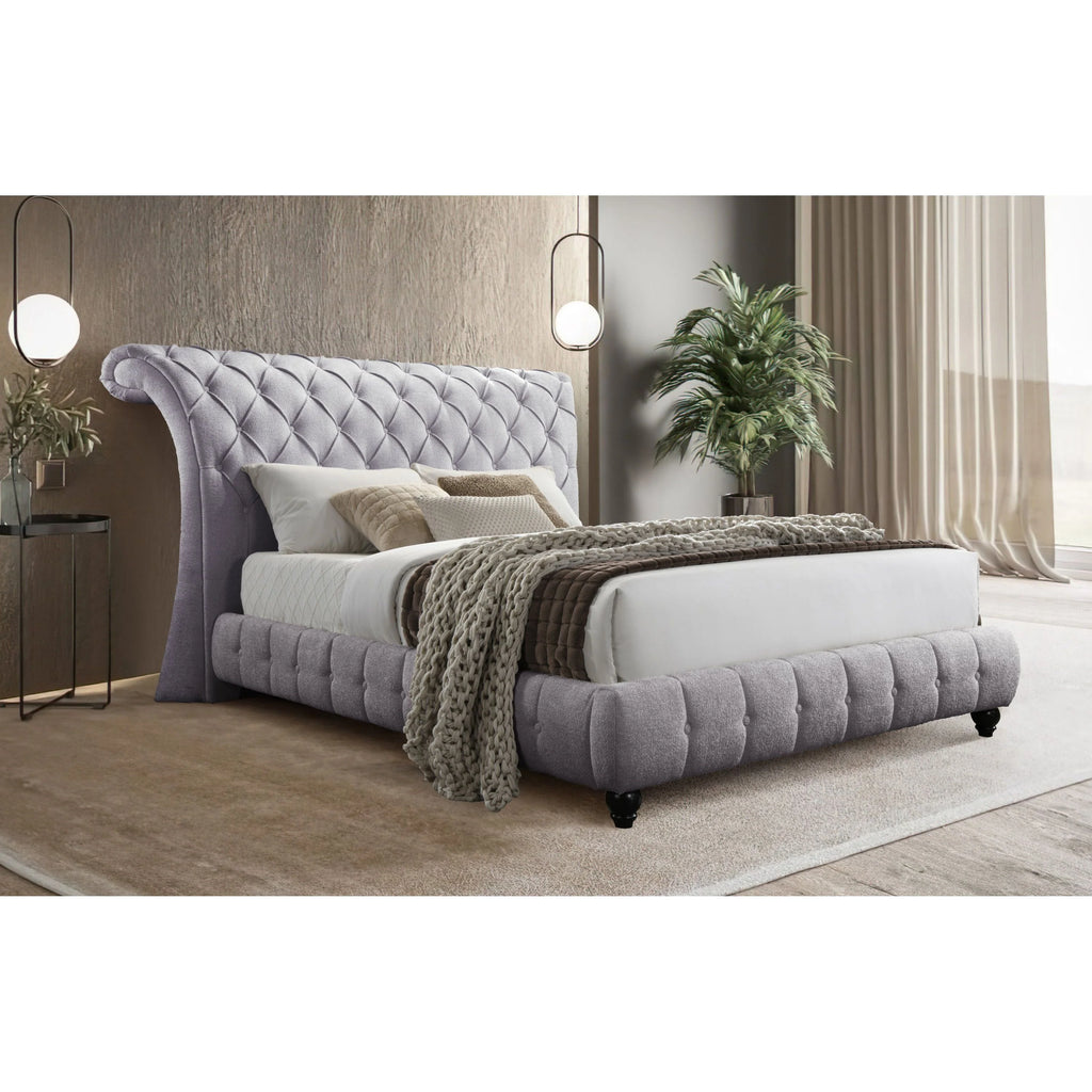 Everly Queen bed