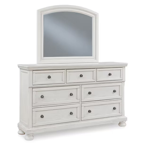 Robbinsdale Panel Bed set